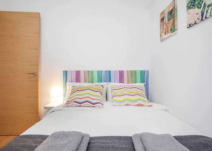 Reus, Lovely Flat Close To Center Apartman